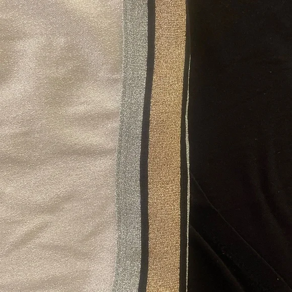 Pink by Victoria’s Secret silver and gold be dead top size M - Picture 5 of 5